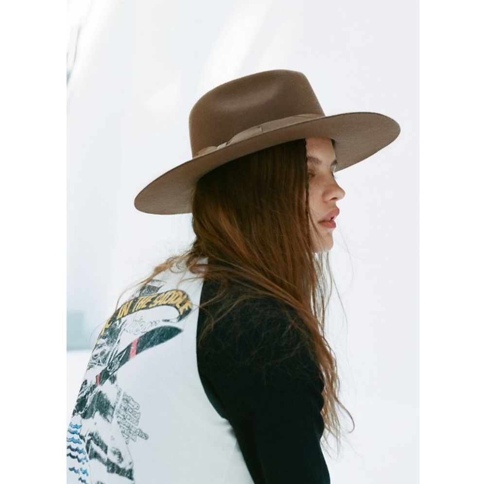 UO flat brim wool felt fedora hat